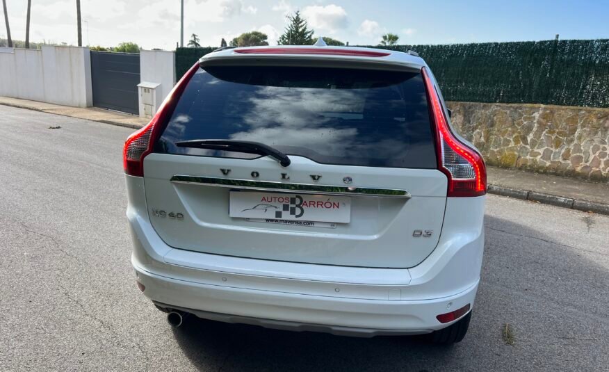 VOLVO XC60 d3 150 cv Kinetic