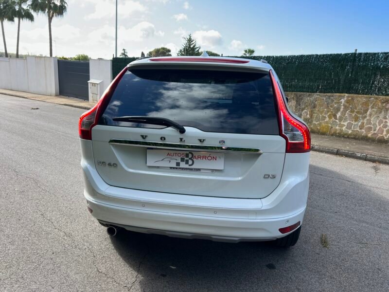VOLVO XC60 d3 150 cv Kinetic