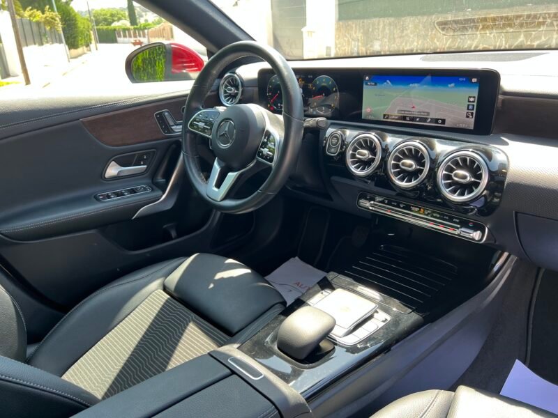 MERCEDES-BENZ CLA 200 Aut. COUPÉ PROGRESSIVE