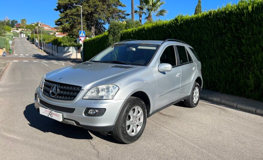 MERCEDES-BENZ ML 320 Cdi 4 MATIC 4 MATIC