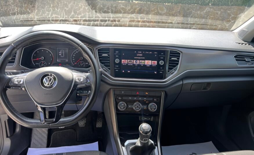 VOLKSWAGEN T Roc Advance
