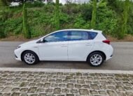 TOYOTA Auris Active