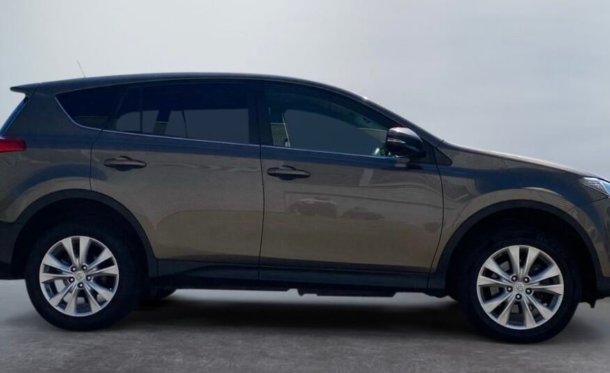 TOYOTA RAV4 2.2 d4d 150 EXECUTIVE