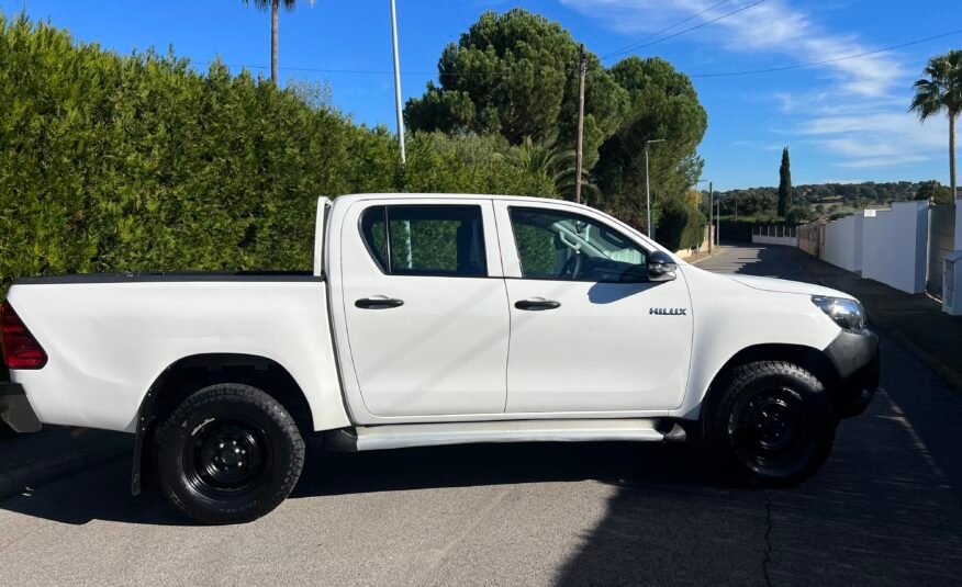 TOYOTA HILUX 2.4 d4d 150 cv 4×4 Doble cabina