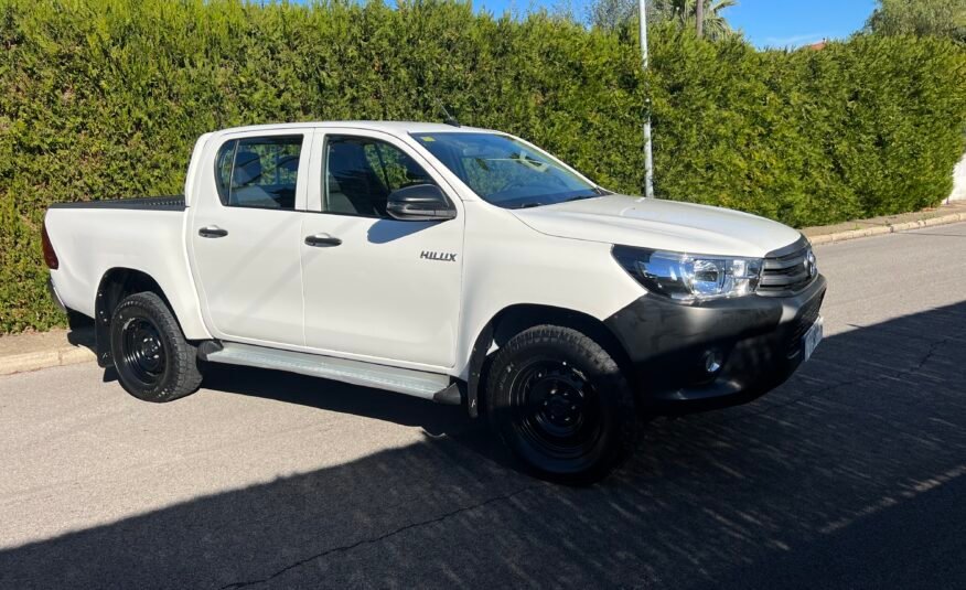 TOYOTA HILUX 2.4 d4d 150 cv 4×4 Doble cabina