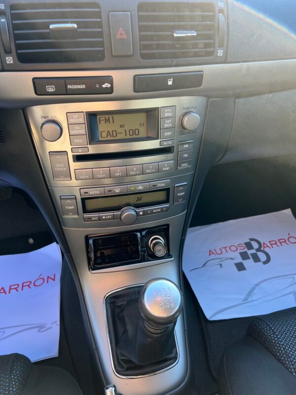 TOYOTA AVENSIS 2.2 d4d 150 cv SW SOL