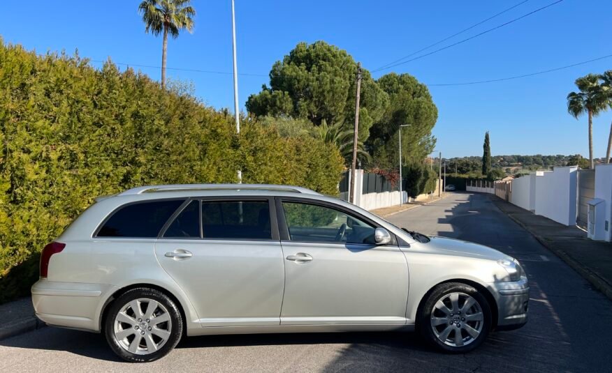TOYOTA AVENSIS 2.2 d4d 150 cv SW SOL