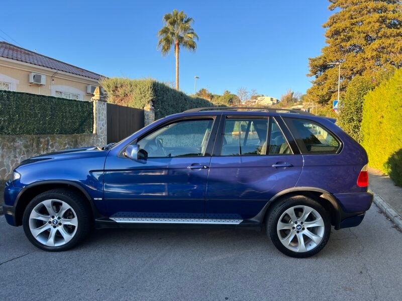 BMW X5 4.8 is Pack M-Sport