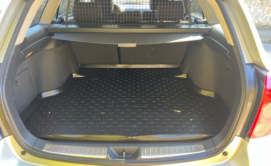 TOYOTA AVENSIS 2.2 d4d 150 cv SW SOL