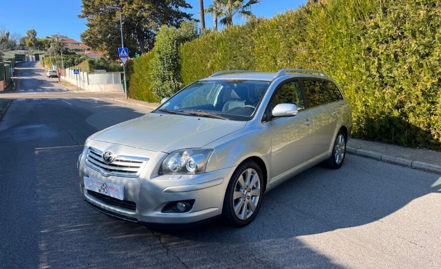 TOYOTA AVENSIS 2.2 d4d 150 cv SW SOL