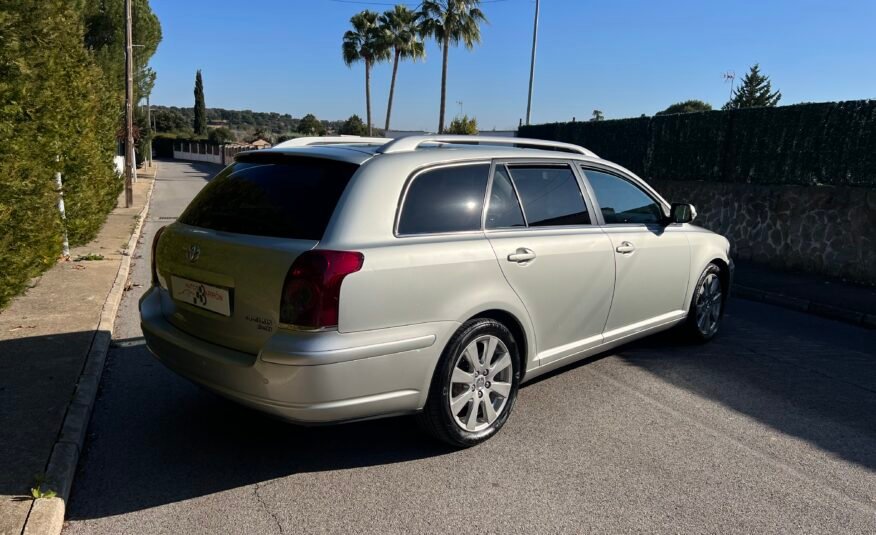 TOYOTA AVENSIS 2.2 d4d 150 cv SW SOL
