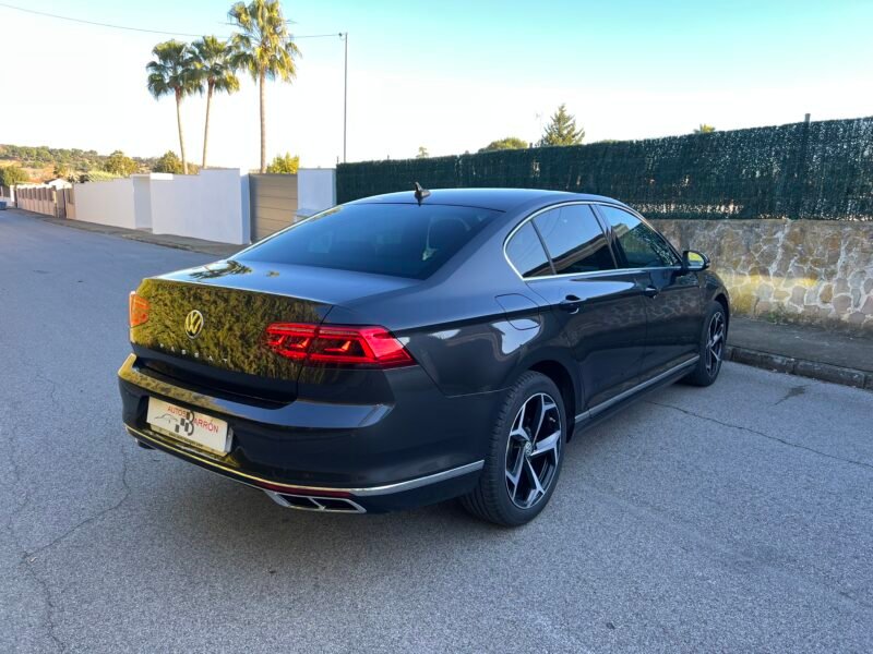 VOLKSWAGEN PASSAT 2.0 TDI 150 R LINE R LINE