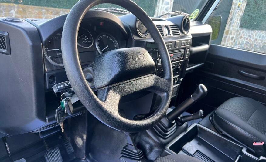 LAND-ROVER Defender 110 SW Td5 122 cv 110 SW TD5 122 cv