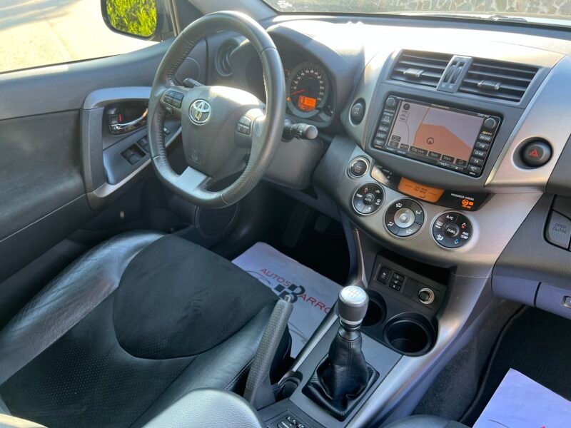 TOYOTA Rav4 2.2 d 150 4×4 Executive EXECUTIVE