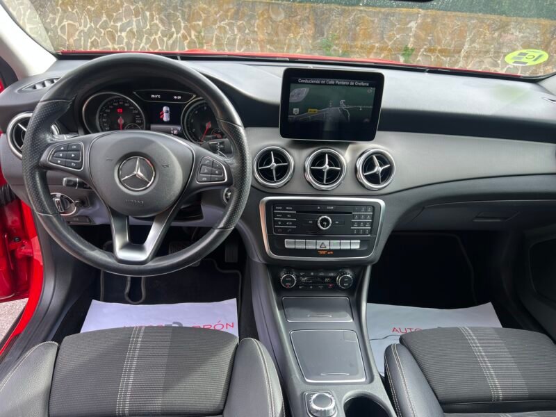 MERCEDES-BENZ GLA 180 URBAN Sport SPORT
