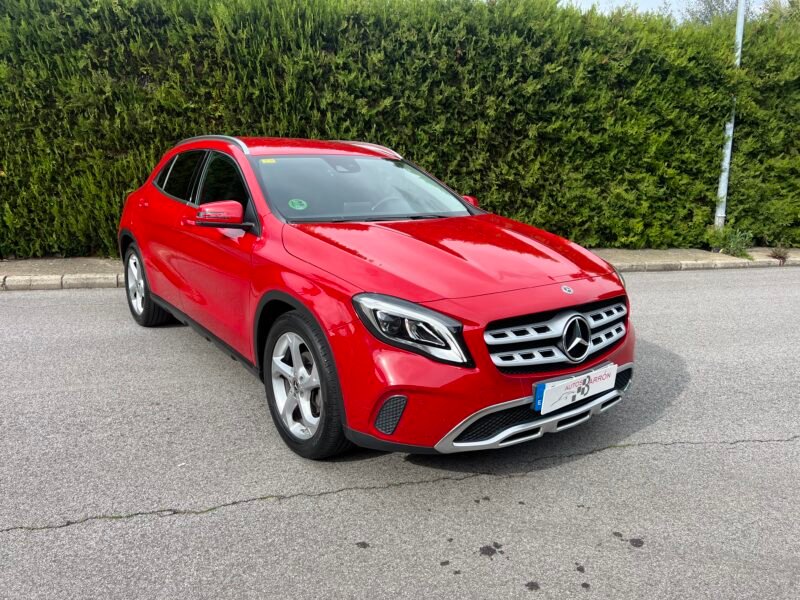 MERCEDES-BENZ GLA 180 URBAN Sport SPORT
