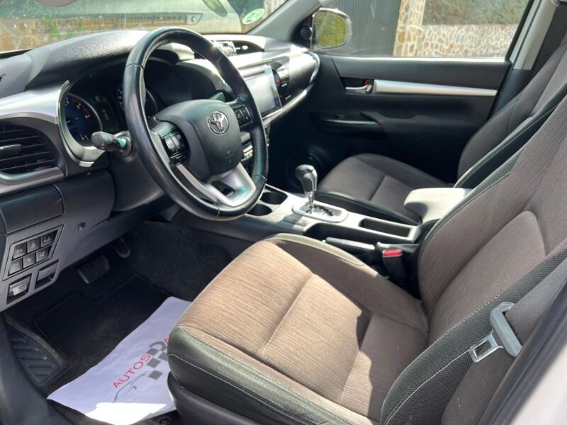 TOYOTA HILUX 2.4 d4d 150Cv VX Automático