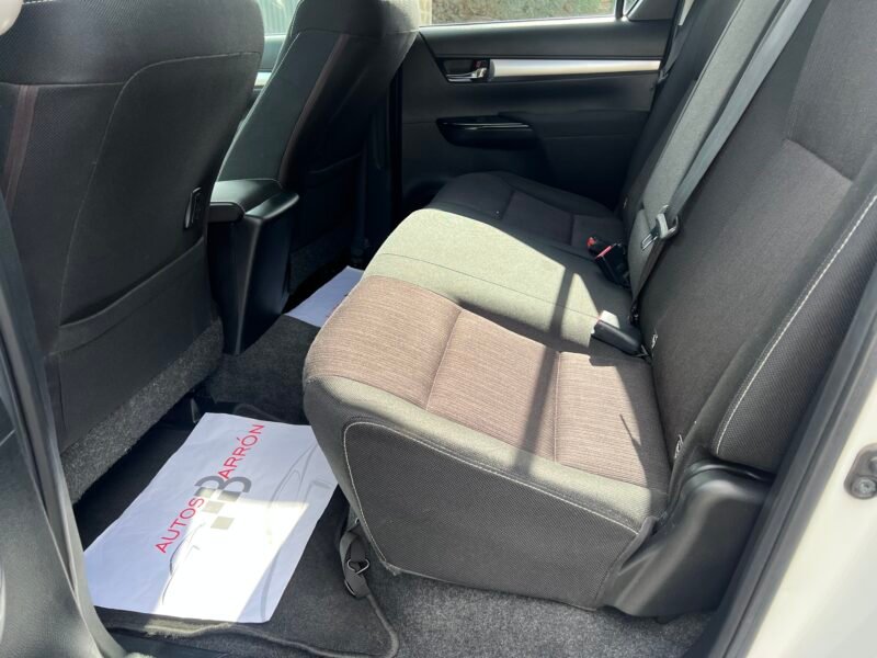 TOYOTA HILUX 2.4 d4d 150Cv VX Automático