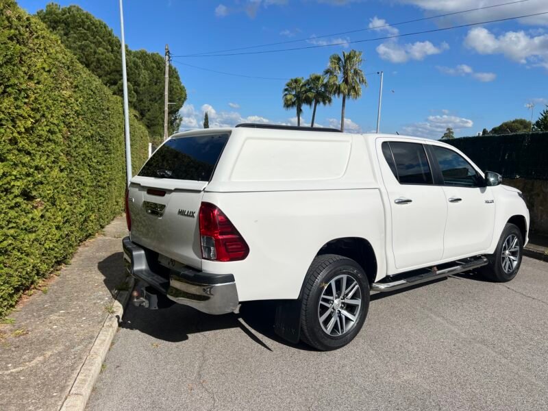 TOYOTA HILUX 2.4 d4d 150Cv VX Automático