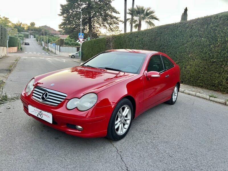 MERCEDES-BENZ C 220 Cdi 143 CV Sportcoupé SPORT