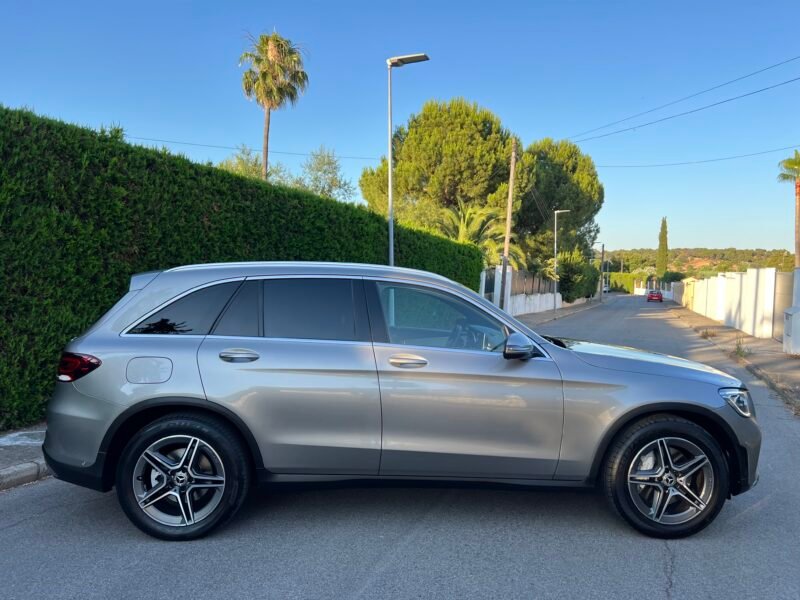 MERCEDES-BENZ GLC 220 d 4 MATIC 194 cv Amg