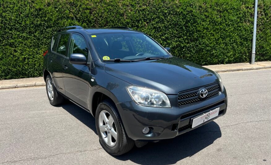 TOYOTA RAV4 2.2 d4d 136 CV SOL 4×4 SOL 4×4