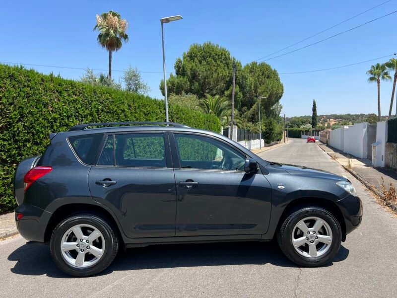 TOYOTA RAV4 2.2 d4d 136 CV SOL 4×4 SOL 4×4