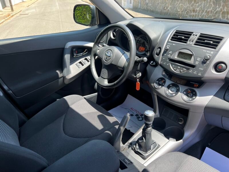 TOYOTA RAV4 2.2 d4d 136 CV SOL 4×4 SOL 4×4