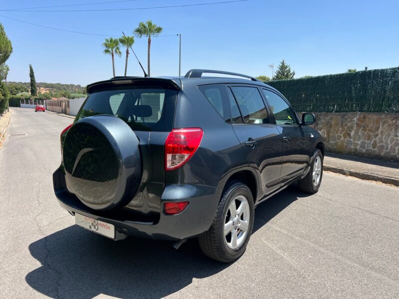 TOYOTA RAV4 2.2 d4d 136 CV SOL 4×4 SOL 4×4