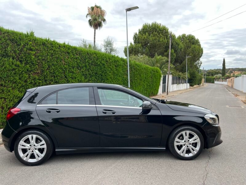 MERCEDES-BENZ A 180 d 109 CV Aut. SPORT