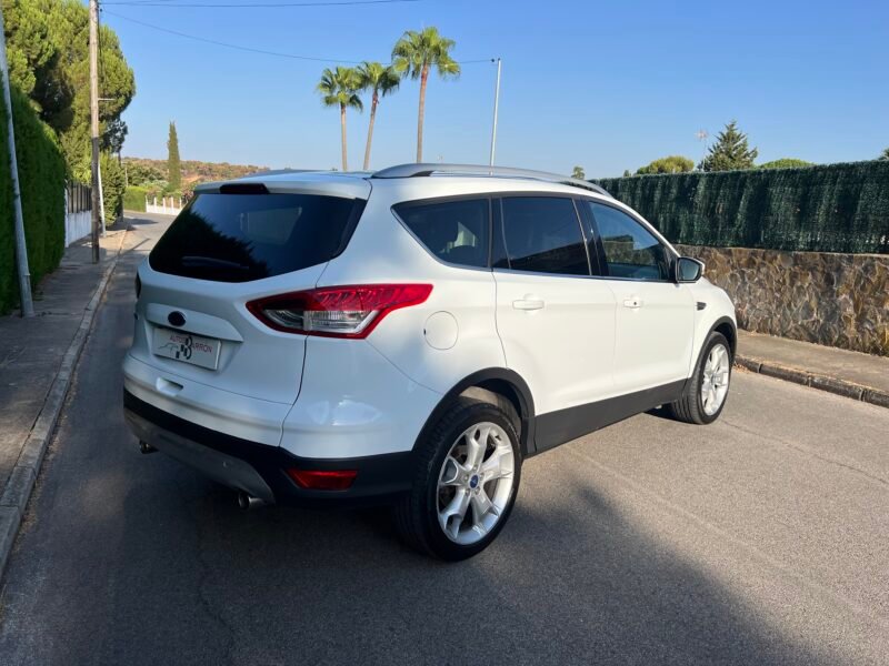 FORD Kuga 2.0 TDCI 163 CV TITANIUM 4×4