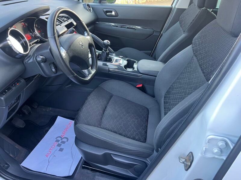 PEUGEOT 3008 HDI 120 CV STYLE