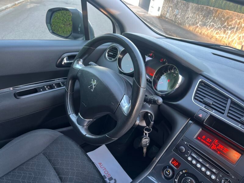 PEUGEOT 3008 HDI 120 CV STYLE