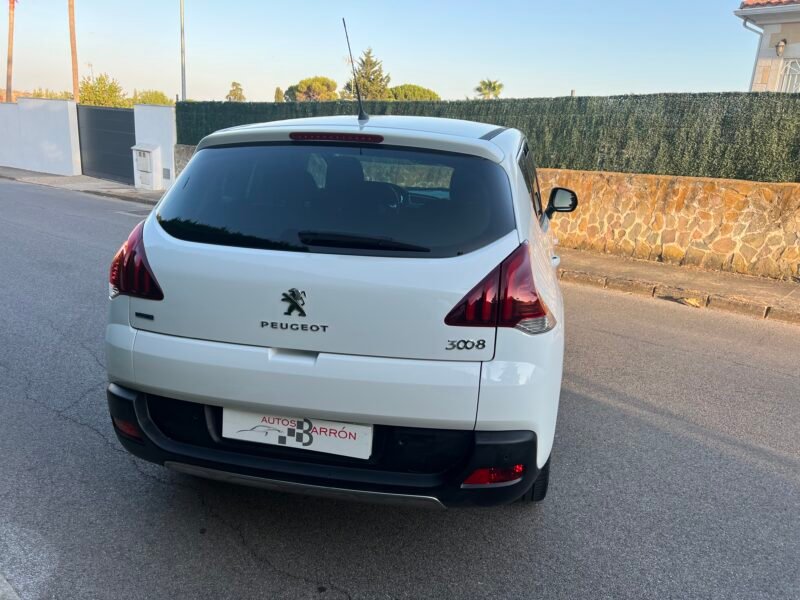 PEUGEOT 3008 HDI 120 CV STYLE