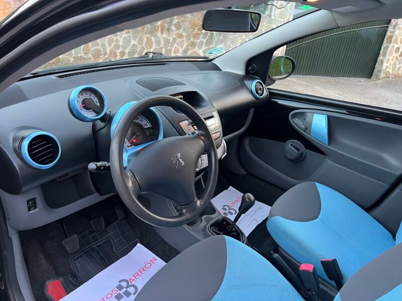 PEUGEOT 107 1.0 MOVE