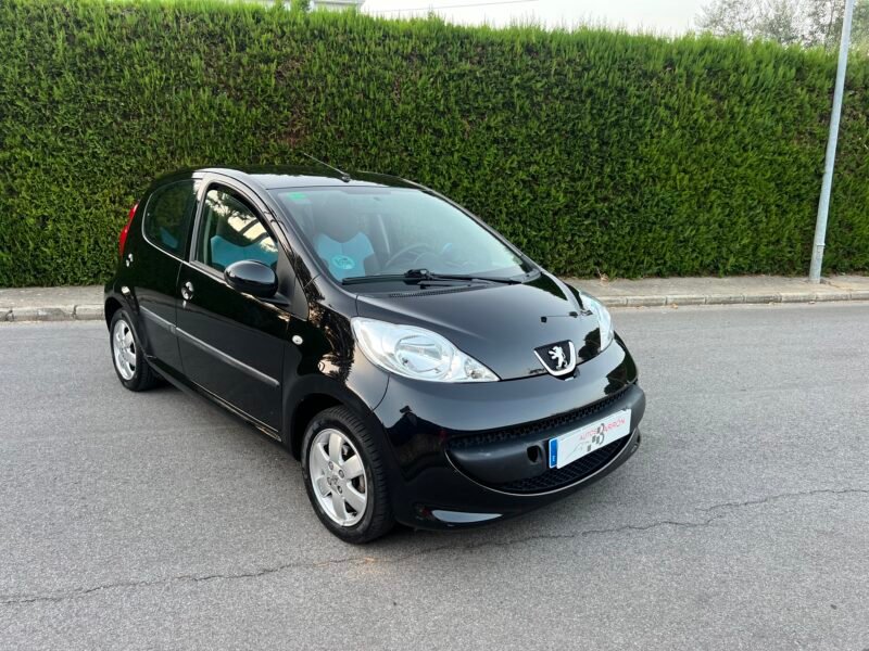 PEUGEOT 107 1.0 MOVE