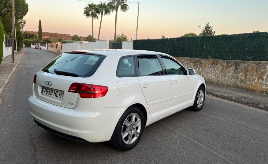 AUDI A3 1.6 TDI 105 CV SPORTBACK Ambiente
