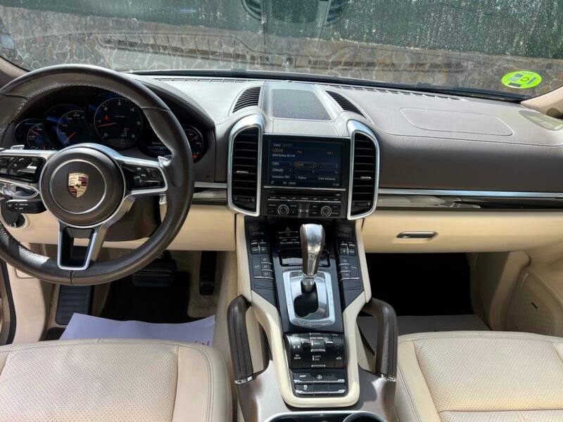 PORSCHE Cayenne 3.0 Td v6 262 Cv