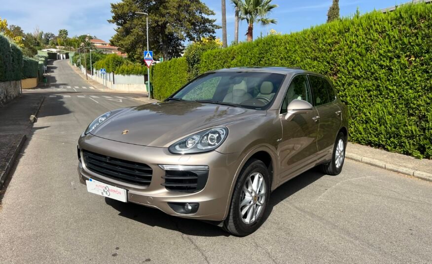 PORSCHE Cayenne 3.0 Td v6 262 Cv