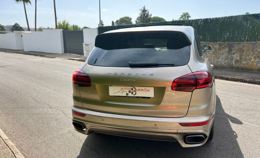 PORSCHE Cayenne 3.0 Td v6 262 Cv