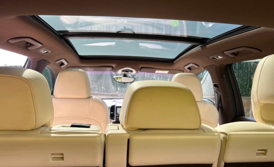 PORSCHE Cayenne 3.0 Td v6 262 Cv