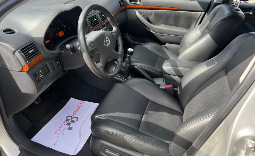 TOYOTA AVENSIS 2.2 d4d 150 cv EXECUTIVE