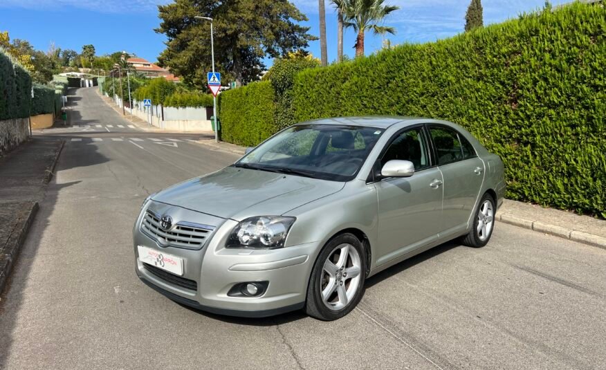 TOYOTA AVENSIS 2.2 d4d 150 cv EXECUTIVE