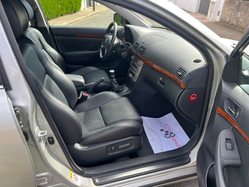 TOYOTA AVENSIS 2.2 d4d 150 cv EXECUTIVE