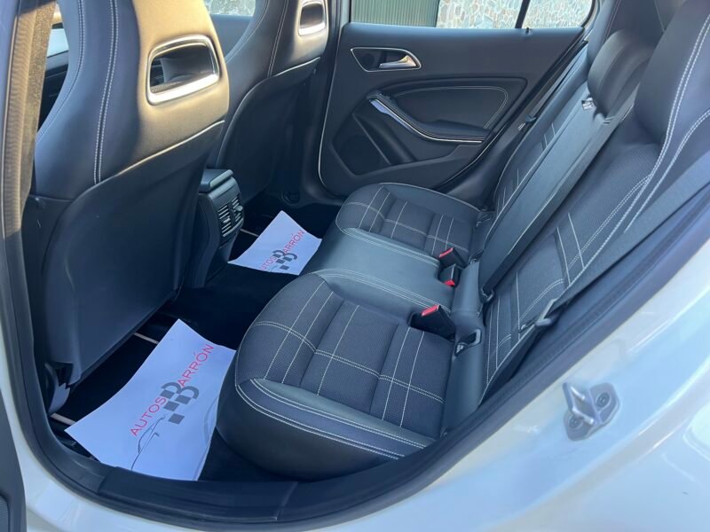 MERCEDES-BENZ GLA 200 Cdi 136 cv URBAN