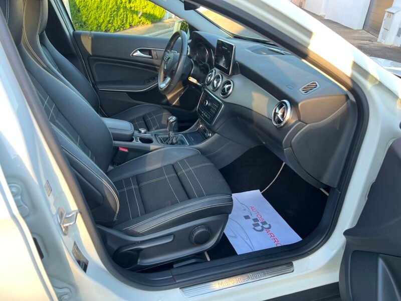 MERCEDES-BENZ GLA 200 Cdi 136 cv URBAN