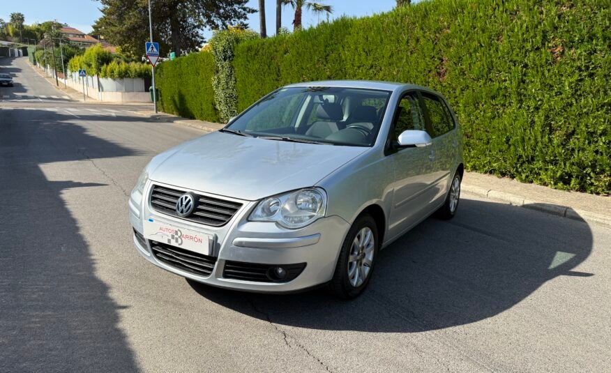VOLKSWAGEN POLO 1.4 i 80 CV SPORT