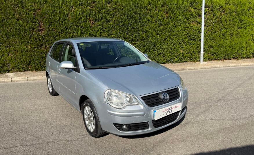 VOLKSWAGEN POLO 1.4 i 80 CV SPORT