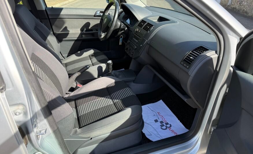 VOLKSWAGEN POLO 1.4 i 80 CV SPORT