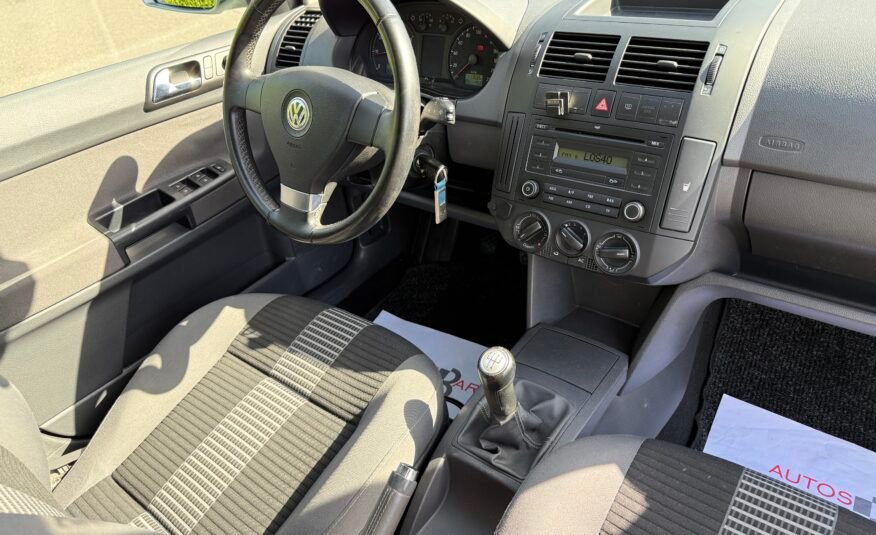 VOLKSWAGEN POLO 1.4 i 80 CV SPORT